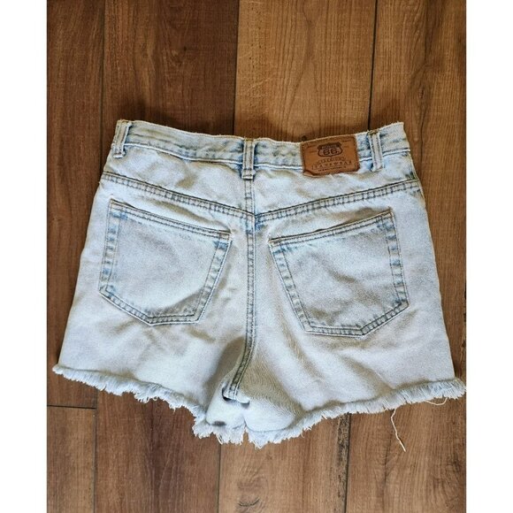 Vintage Distressed High Rise‎ Cut Off Denim Jean Shorts - Picture 2 of 6